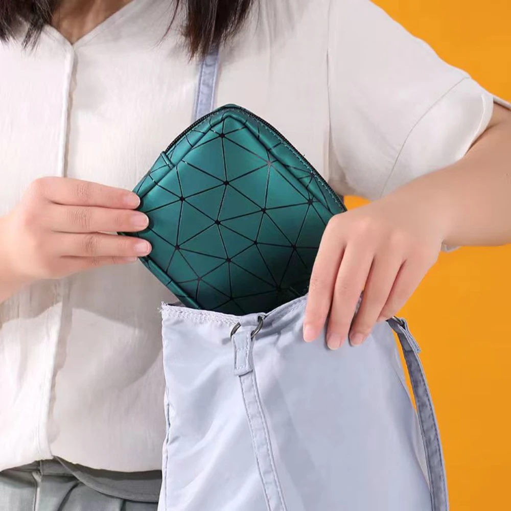 Sanitary Napkin Storage Bag,Leather Waterproof Feminine Period Bag with Zipper for Teen Girls Women,Small Makeup Pouch,Wallet - Image 4